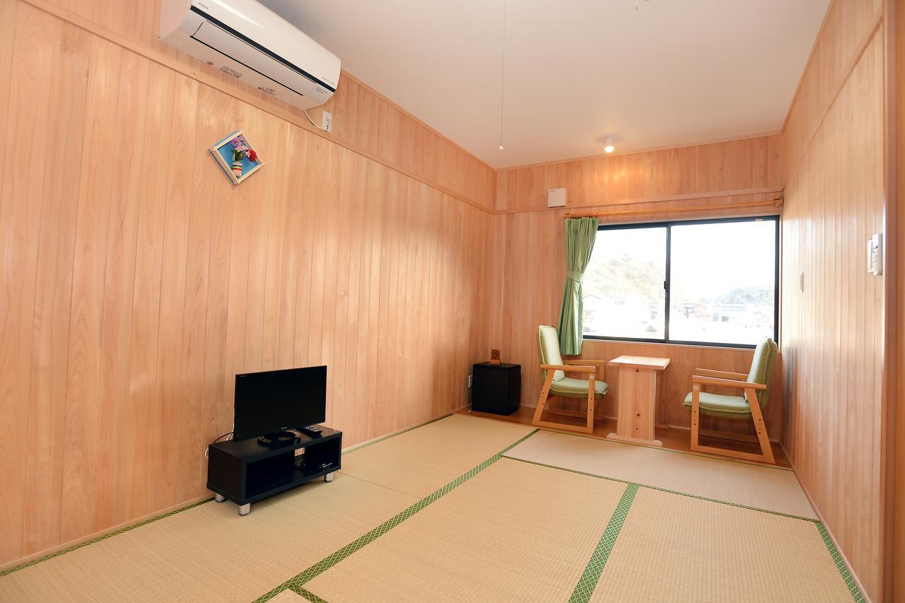 Minshuku Nishidomari Hotel สึชิมะ ภายนอก รูปภาพ