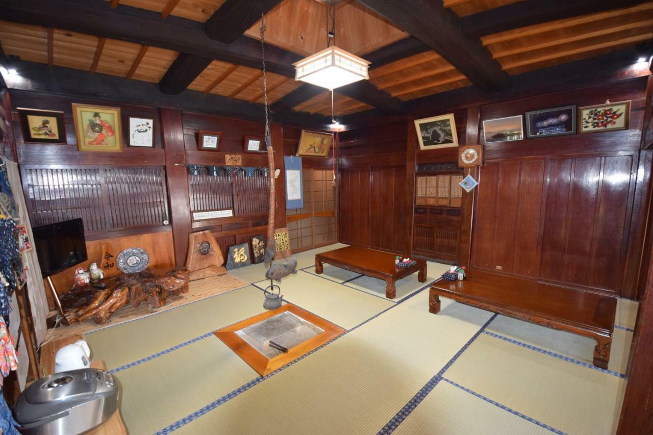 Minshuku Nishidomari Hotel สึชิมะ ภายนอก รูปภาพ