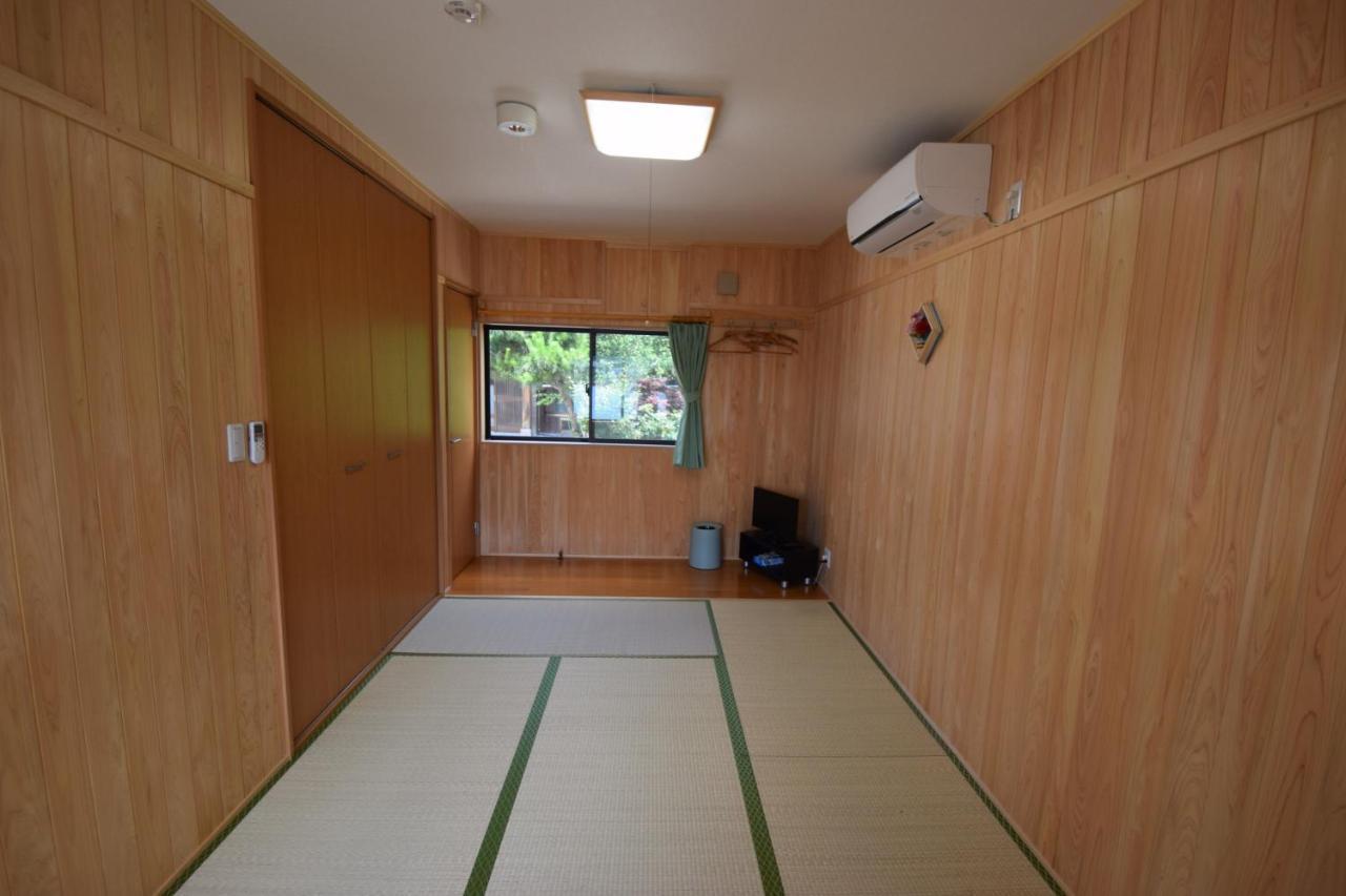 Minshuku Nishidomari Hotel สึชิมะ ภายนอก รูปภาพ